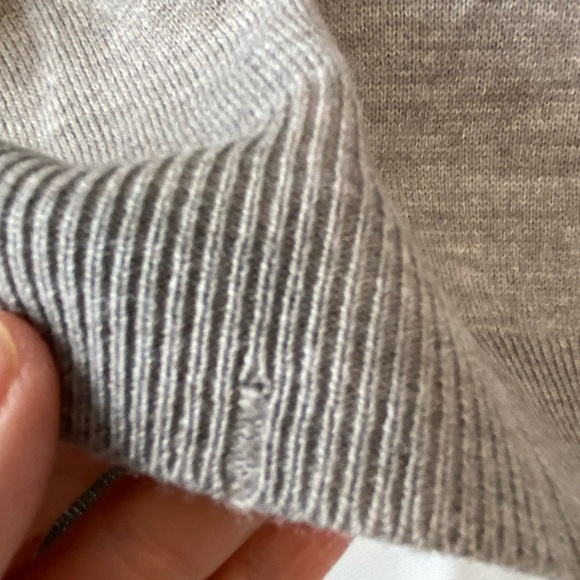 Women's Preppy Grey Menswear Inspired V-Neck Long Sleeve Light Knit Cardigan LG - Picture 14 of 14